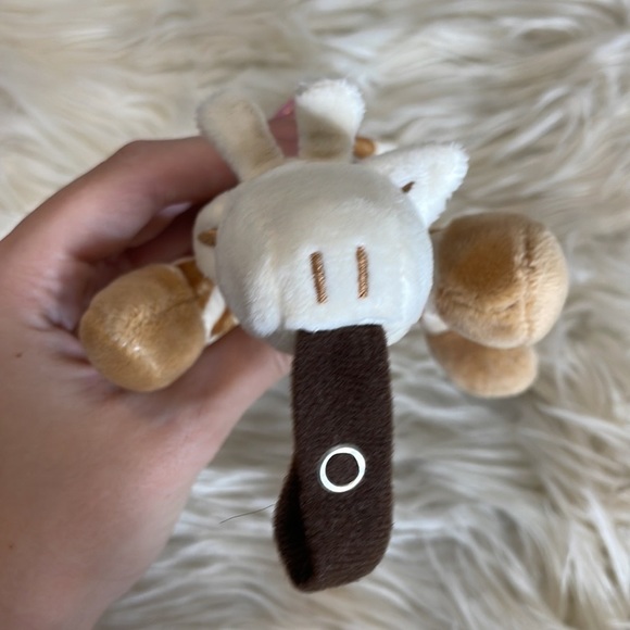 Nuby brown tan giraffe Small hand held stuffed plush pacifier holder clip baby - Picture 12 of 16